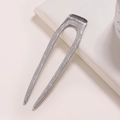 Minimalistische silberne U-Haarnadel mit strukturierter Metalloberfläche und Öse - Silber 9.5cm