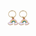 Detalle de clips de pelo de arco iris con aro dorado y colgantes de esmalte de colores - Pareja de Arcoíris