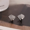 Elegante muschelförmige Ohrringe mit Mikrozirkonia in poliertem Silber-Finish - Silber