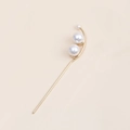 Elegante gouden haarstok met drie witte parels voor moderne en stijlvolle kapsels - Drie Parels Stijl (D4505)