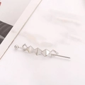 Spilla per capelli geometrica argentata minimalista con finitura lucida e dettaglio a sfera - Stile Geometrico Argento Liscio (O5206)