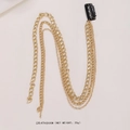 Detail of a 52cm gold multi-layer chain hair accessory with BB clip for ponytails - Triple Layer Chain Tassel Style (D3437)