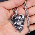 Retro roestvrijstalen halsketting met schedel en slang hanger in gothic punk stijl - Driehoek Schedel Met Stalen Ketting