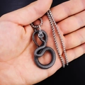 Creatieve roestvrijstalen slangenhanger ketting met fijne schubben en zilveren afwerking - Zwarte Mamba + Stalen Ketting