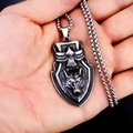 Vintage herenketting met wolfskop en arend op schildhanger van roestvrij staal - Schild + Stalen Ketting