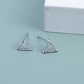 Orecchini a triangolo in argento S925 con intarsi in zirconia cubica bianca - Triangolo (A1528) / Argento