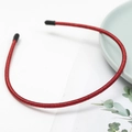 Detail of red slim headband with threaded texture and anti-slip black rubber end tips - Red (E2504)