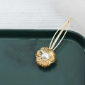 Fermaglio per capelli a fiore in metallo dorato con perla su vassoio in ceramica verde - Oro (B4332)