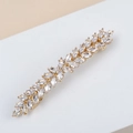 Pince à cheveux feuille dorée avec cristaux marquise pour femme, vue latérale sur bureau - Style Doré (b3218)