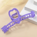 Matte lavendelfarbene Haarklammer mit Herz und Amor-Pfeil Motiv für Damen-Haarschmuck - Herzpfeilform (E3122-2#)