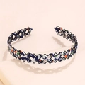 Cerchietto per capelli in tessuto a fiori blu e bianco con base in metallo antiscivolo - Blu navy