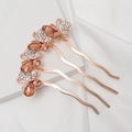 Dettaglio del pettine per capelli a farfalla con cristalli champagne su seta bianca - Stile Farfalla Champagne (I1201)