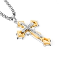 Detail van de drielaagse goud en zilveren kruishanger met fonkelende strass-steentjes - Gouden Dubbellaags Kruis met Box Ketting