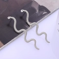 Gotische Schlangen-Ohrhänger in Silber mit Schuppenstruktur und Kristallakzenten - Silber Mit Stein (A7217)