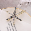 Eleganter vergoldeter Schneeflocke-Haarclip mit funkelnden grauen und klaren Straßsteinen - Schwarz C6314