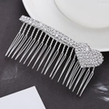 Elegante pettine per capelli da sposa color argento con strass a cuore scintillanti - Argento