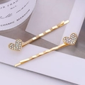 Elegantes Set aus zwei goldenen Herz-Haarspangen mit funkelnden bunten Strasssteinen - Goldenes Herz (AB Strass)