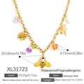 Goldene Edelstahlkette mit Biene, Schmetterling und bunten Blumenanhängern - Insekten-Blumen-Halskette mit Mehreren Anhängern (XL31723) / Gold