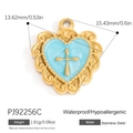 Colgante de corazón y cruz dorada de acero inoxidable con detalles azules retro - Estilo De Cruz De Corazón De Volutas Vintage Azul Claro (PJ92256C)