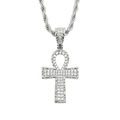 Makro-Detail des silbernen Ankh-Kreuz-Anhängers mit Zirkonia-Besatz an einer Kordelkette - Silber