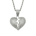 Detalle del colgante de corazón partido hip hop con micro pavé de circonitas en cadena - Cadena de cordón de 3 mm y 60 cm / Plateado