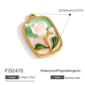 Ciondolo rettangolare in acciaio dorato con rosa in smalto bianco e piccola perla - Ciondolo Perla Rosa in Acciaio Inossidabile (PJ92478)
