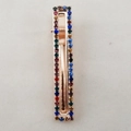 Dettaglio del fermaglio rettangolare con strass colorati su metallo oro rosa lucido - Multicolore Profondo (C1308)