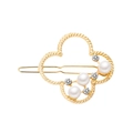 Pasador de trébol dorado con perlas blancas y diamantes de imitación sobre fondo blanco - Estilo Trébol de Cuatro Hojas (B5321)