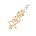 Détail de trois éléments d'étoiles creuses sur une pince à cheveux dorée lisse - Trois Étoiles Droites Dorées (B5402)