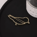 Minimalistische goldene Haarklammer in Vogelform auf einem edlen schwarzen Teller - Gold (B9224)