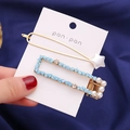 2-piece hair clip set featuring golden star pin and blue crystal pearl rectangular clip - Light Blue