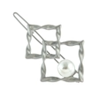 Minimalistische geometrische Haarspange mit silbernem Matt-Finish und Perlenverzierung - Mattsilber