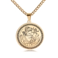 Collar dorado de Artemisa en acero de titanio con colgante de ciervo y greca griega - Dorado