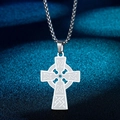 Collier avec pendentif croix celtique argentée et gravure de nœuds sur fond étoilé - Argent-60cm
