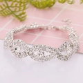 Pulsera de strass plateada con cristales en forma de ojo y cierre de mosquetón ajustable - Plateado (D5431)