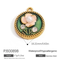 Pendentif en acier inoxydable doré avec émail vert et perle blanche au centre - Style Perle de Fleur Rose sur Fond Vert (PJ93089B)
