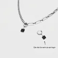 Minimalistische titanium stalen ketting met zwart vierkant ornament en schakelketting - Zwarte Hanger Ketting (L206-A)
