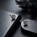 Puces d'oreilles soleil vintage en argent oxydé avec étoile gravée et bordure perlée - Boucles d'Oreilles Soleil Argent Antique (X859-A)