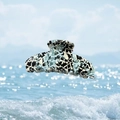 Große Acetat-Haarklammer mit blau-schwarzem Marmormuster vor Meereshintergrund - Lake Sea Ice / 10.5cm