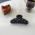Elegante pinza para el cabello de acetato jaspeado azul con perlas en mesa blanca - Mármol Negro Oro Acolchado