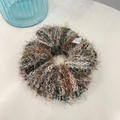 Chique meerkleurige mohair scrunchie met pluizige textuur voor herfst en winterstijl - Bruin en Groen Mohair Stijl