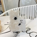 Niedliche Koala Haarklammer aus Acetat mit perlmuttweißer Oberfläche und Tiermotiv - Umarmender Weißer Koala / 9cm / Weiß