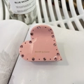 Molla per capelli a cuore rosa in acetato con strass e scritta dorata su libro bianco - Cuore con Strass Rosa / Rosa