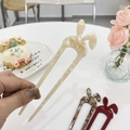 Minimalist rabbit ear acetic acid hairpins in white, tortoiseshell, and red colors - White Marble Texture - Rabbit Ear Hair Stick (Approx 14.7cm)