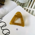 Amber translucent hollow triangle claw clip made of premium resin for high ponytail hairstyles - Approx 6cm / Autumn Yellow