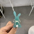 Lindo pasador de pelo de conejo azul cielo en acetato con lazo de lunares y perla - Pinza de Pico de Pato de Conejo con Perla Engrosada / Verde Cian Gelatina