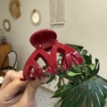Handgefertigte rote Haarklammer aus Acetat für Damen mit glänzendem Finish und Design - Mittlere Runde Phönix-Schwanz-Klammer / Ancorra Rot