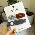 Detail of sweet pearl hair clips set featuring green plaid and ribbon bow patterns - Gray Reddish Brown Bowknot Pearl Duckbill Clip