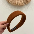 Detail of a brown wool felt wide headband with an inner handmade label for women - Wide Woolen Headband / Orange Brown