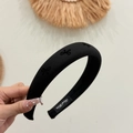 Eleganter schwarzer breiter Schwamm-Haarreif mit bestickten Schleifen im Vintage-Stil - Schwarz